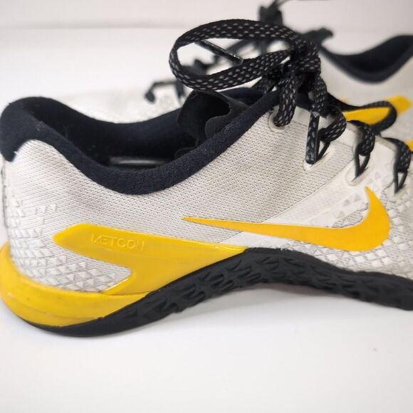 Nike Metcon 4 Yellow White Mens Size 8 Running Shoes Sneakers AV3720-991 - Picture 10 of 11